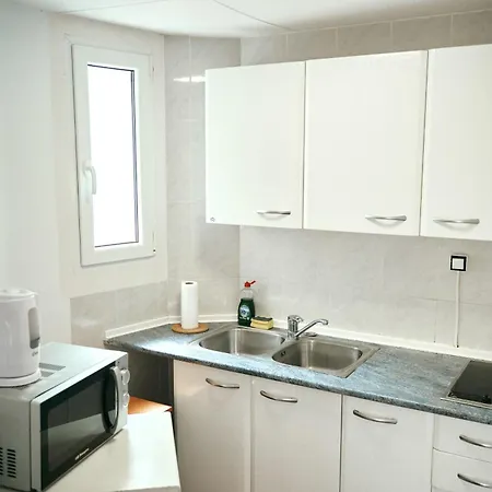 Hostel Lagom New, 5 Min Walk From The Sea *