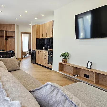 Albergue Lagom New, 5 Min Walk From The Sea Lloret de Mar