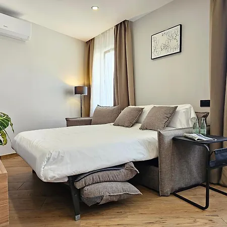 Lagom New, 5 Min Walk From The Sea Albergue