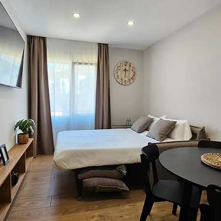 Albergue Lagom New, 5 Min Walk From The Sea *