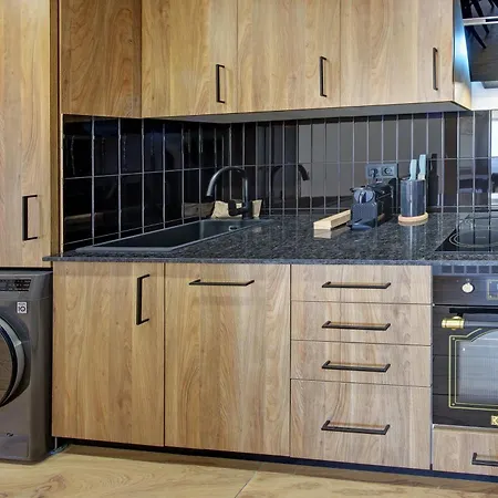 Lagom New, 5 Min Walk From The Sea Albergue *